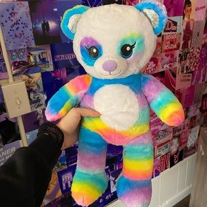 listing for @angelina8997933